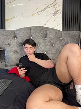 Noah-ledomのウェブカメラショー