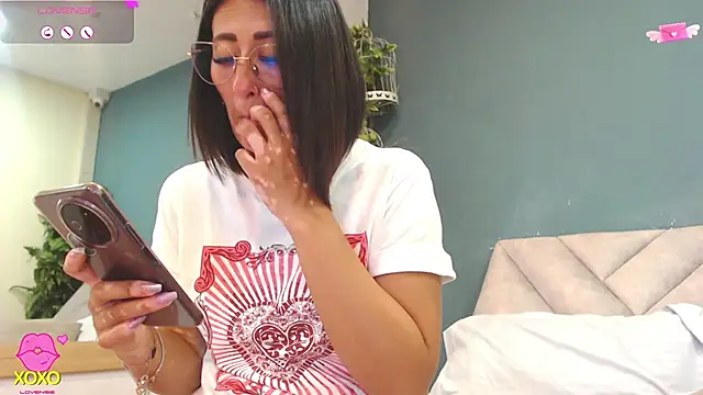 Czat XXX na żywo – SharisWillian