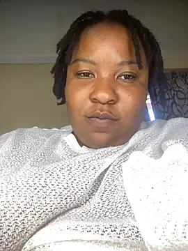 ThickTana: онлайн-секс-чат