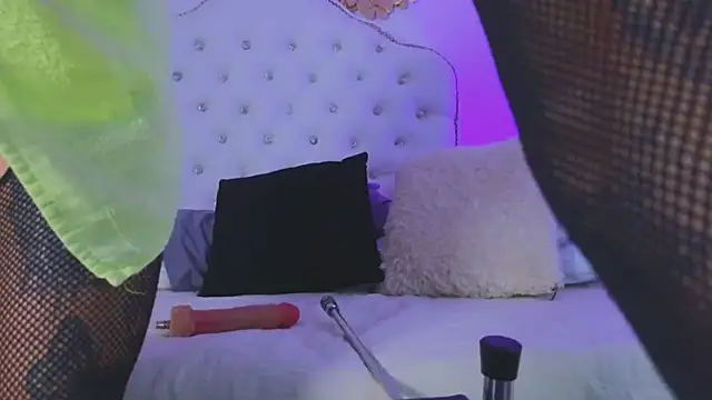 Axarasss_'s Live XXX Chat