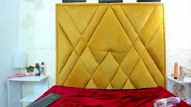 Lilith_Ricci: онлайн-секс-чат