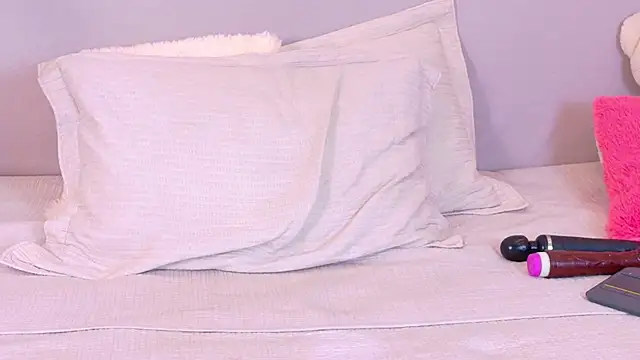 JosselynBrown Adlı Modelin Canlı XXX Sohbeti