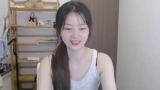 Mimi-cnbaby: онлайн-секс-чат