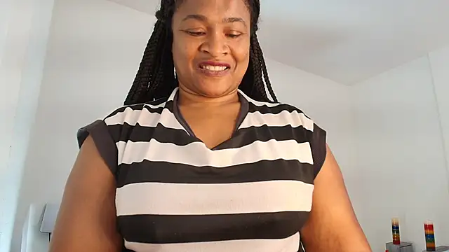 luxy_benet élő XXX-chatje