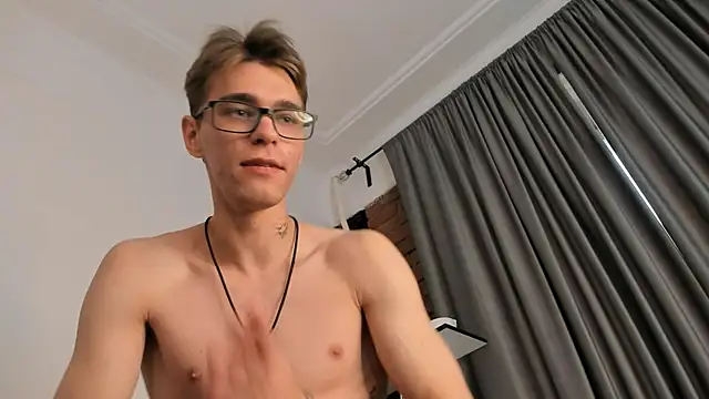 Shadow_blink 即時 XXX 聊天