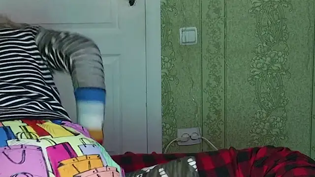 MarleneDietrich's Live XXX Chat