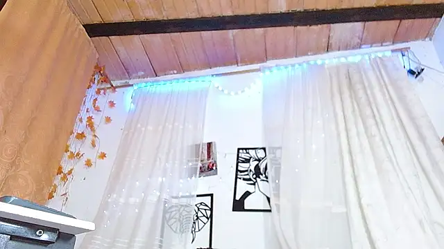 angel_bonbom's Webcam Show