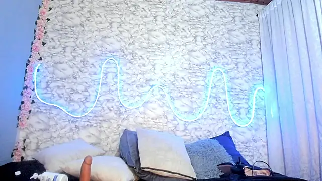 Morochaa-fire's Live XXX Chat