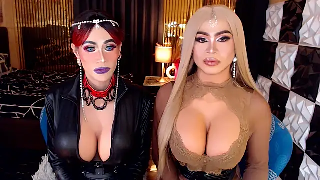 MonstrousCockDiva live XXX chat