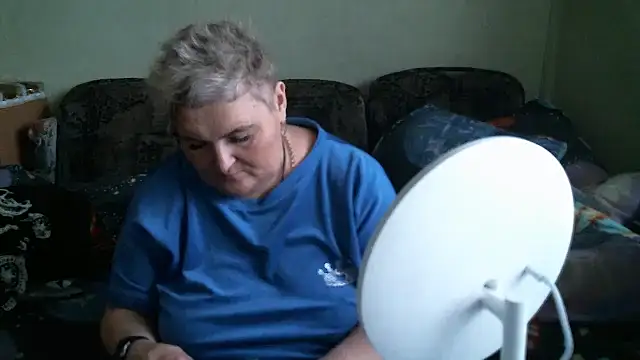 Lana555 现场XXX聊天