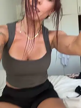 cherryvicexx 网络视讯表演