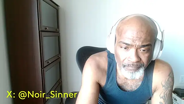 sinnernoir's Live XXX Chat
