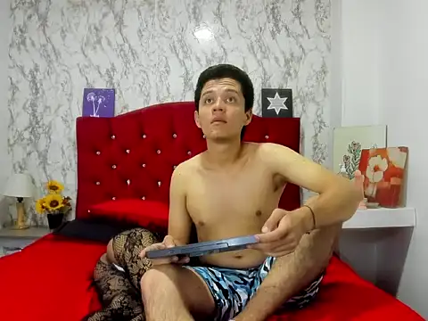 Alejandra_and_James_ Live XXX-chat