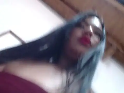 JulianaLopera1's Live XXX Chat