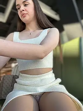 KristiRichn Live XXX chat