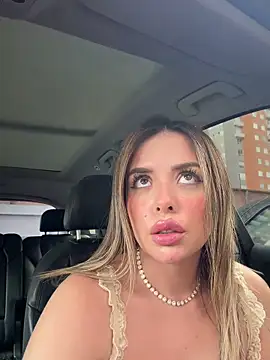 แชท XXX สดของ Alirawrz