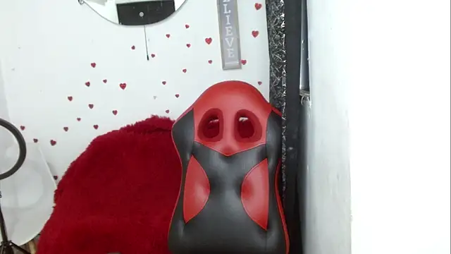 Webkamerová show sven_fox723