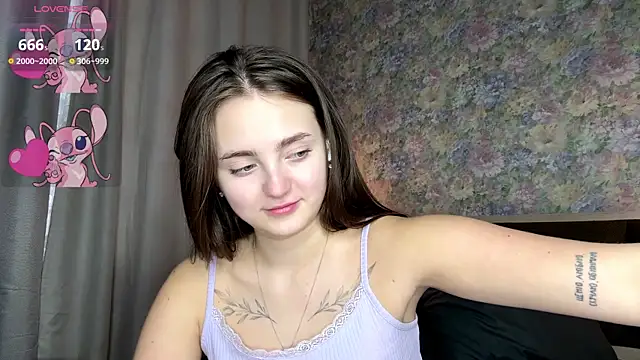 Chat XXX ao vivo de LoraDavi