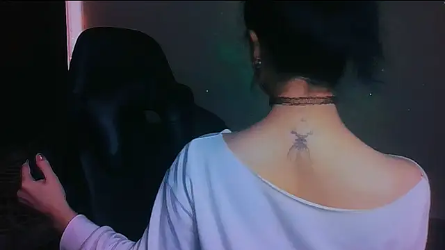 دردشة Katarina_Fox_ الجنسية المباشرة