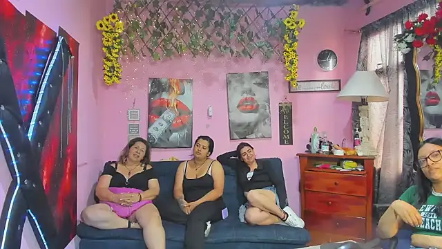 lesbiancuple Webcamshow