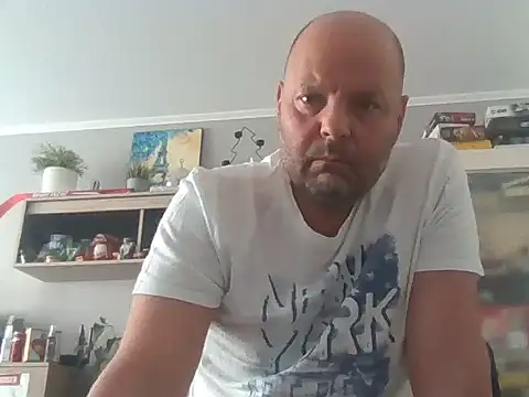 -Titus- Live XXX-chat