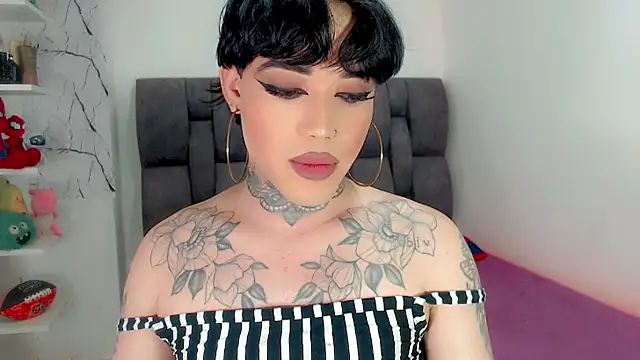 Show de little_star_porn na webcam