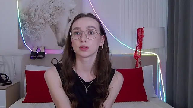 Emily_Simon 即時 XXX 聊天