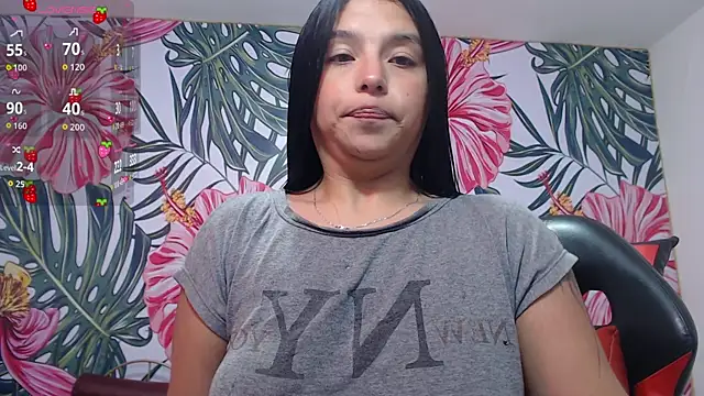 Chat XXX en directo de Small_naughty_