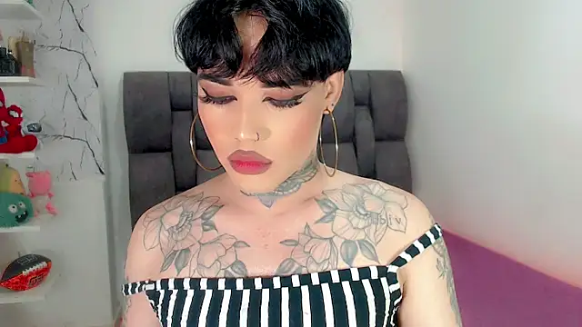 little_star_porn Show in webcam