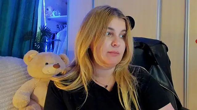 دردشة CoraSwon الجنسية المباشرة