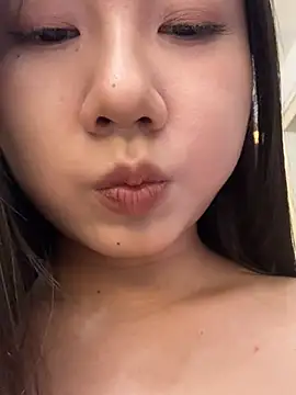 دردشة xiaoxiong168 الجنسية المباشرة