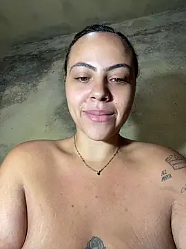 Chloe_Leaozinho: онлайн-секс-чат