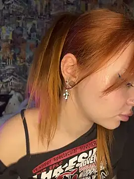 LunaMillie: онлайн-секс-чат