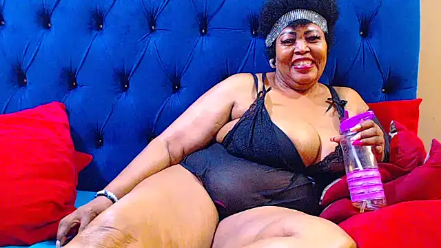 ebonycandy10: διαδικτυακό σόου στην κάμερα