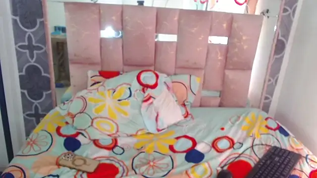 LicyEvans1's Webcam Show