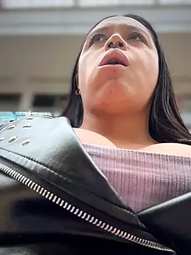 _Mia-Safety_Inspector 现场XXX聊天