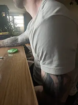 jakerob8668's Webcam Show