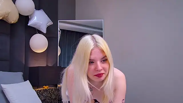 Ester_Still Live XXX-chat