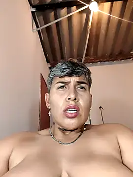 Yessi_rousse's Live XXX Chat