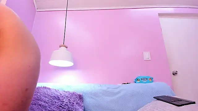 Hiyakasudere's Live XXX Chat