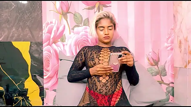 دردشة indian_barbie الجنسية المباشرة