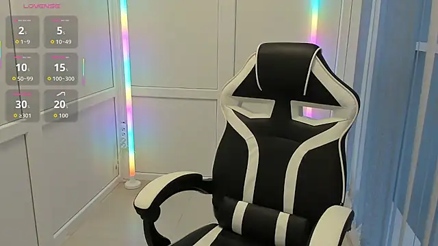 NightLeaf's Webcam Show