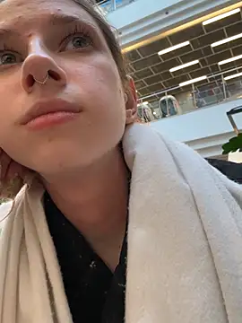 دردشة michelle_lovique الجنسية المباشرة