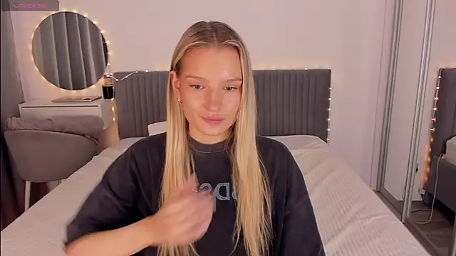 CassieRayss 现场XXX聊天