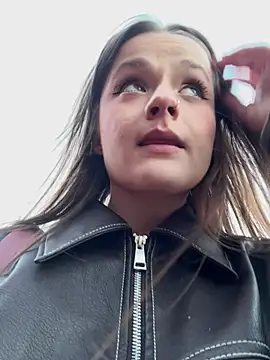 your_babymila – webcam-show