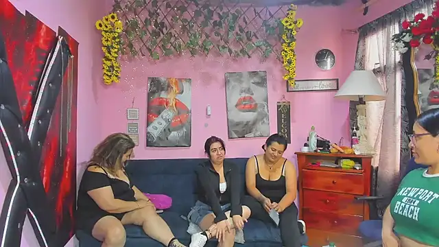 Živý XXX chat lesbiancuple