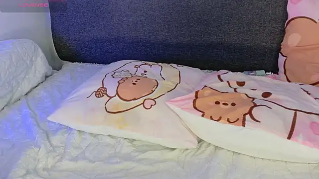 lunitaa0's Live XXX Chat