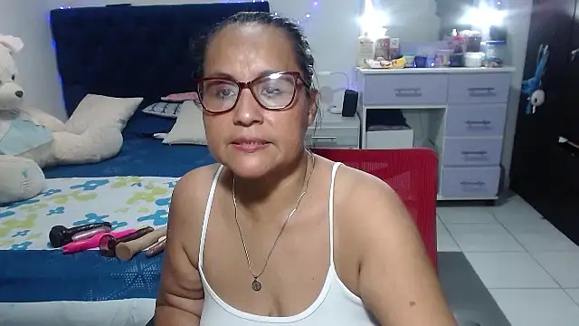 Czat XXX na żywo – pervert_mommy_