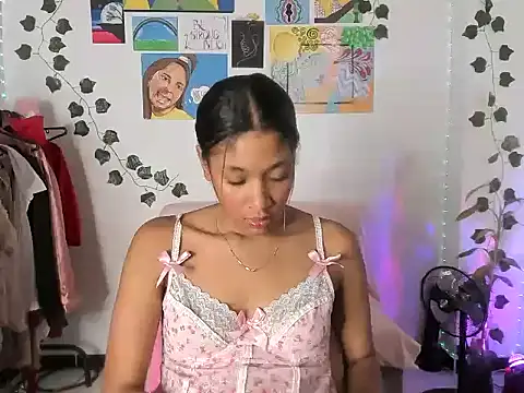 Show modela ElectraaJoness na web-kameri