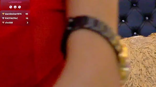 AdelinaVans Live XXX-chat